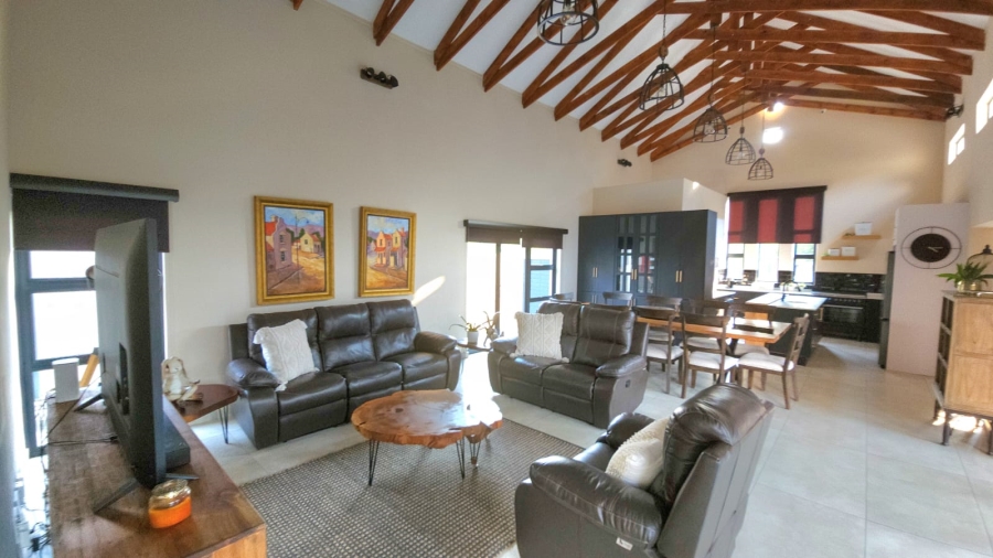 4 Bedroom Property for Sale in Landsmeer Residential Estate North West